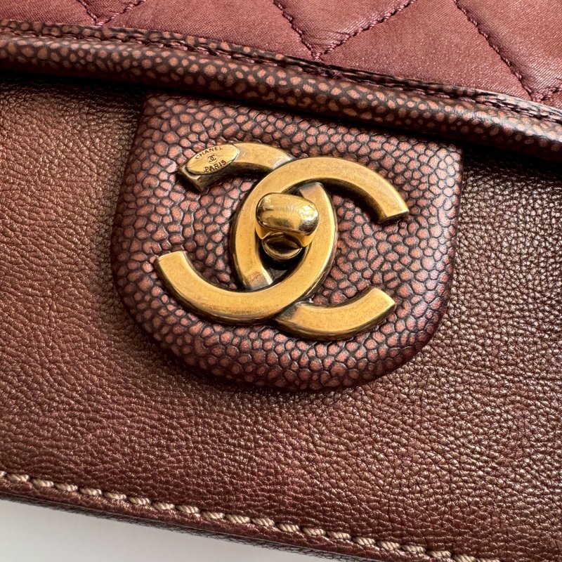 🎉10萬不到 Chanel Paris-Bombay 酒紅拼羊皮學院風橫式斜背包-3