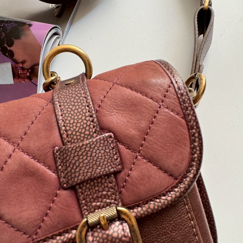 🎉10萬不到 Chanel Paris-Bombay 酒紅拼羊皮學院風橫式斜背包-8