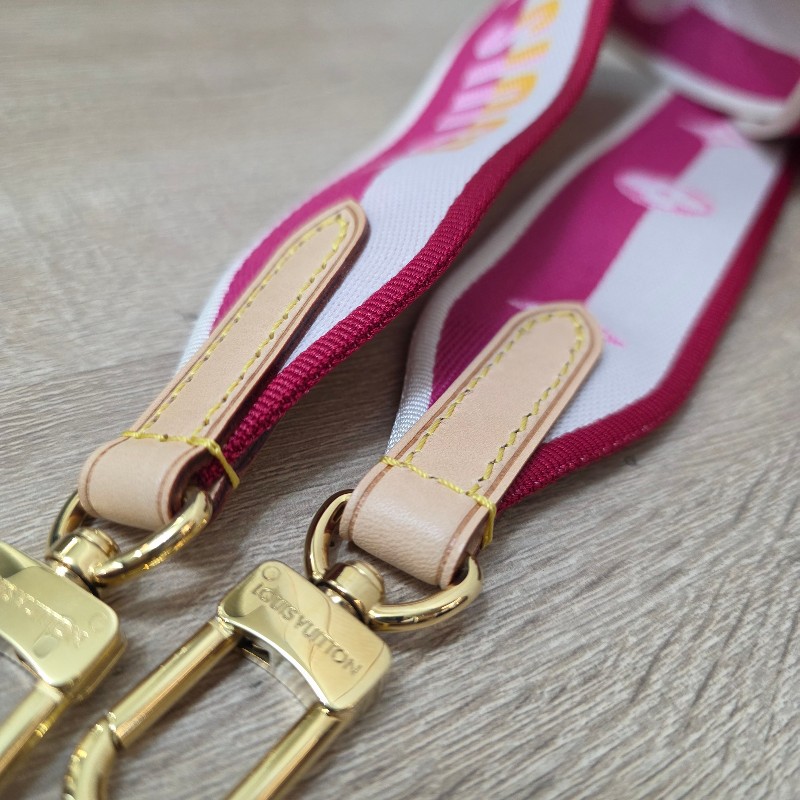 [新年優惠持續中🧧好物把握] LV原花金釦Speedy20手提斜背-18