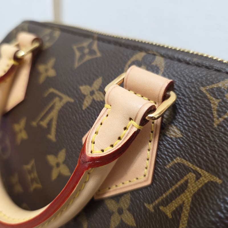 [新年優惠持續中🧧好物把握] LV原花金釦Speedy20手提斜背-21