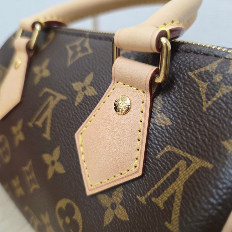 [新年優惠持續中🧧好物把握] LV原花金釦Speedy20手提斜背-27