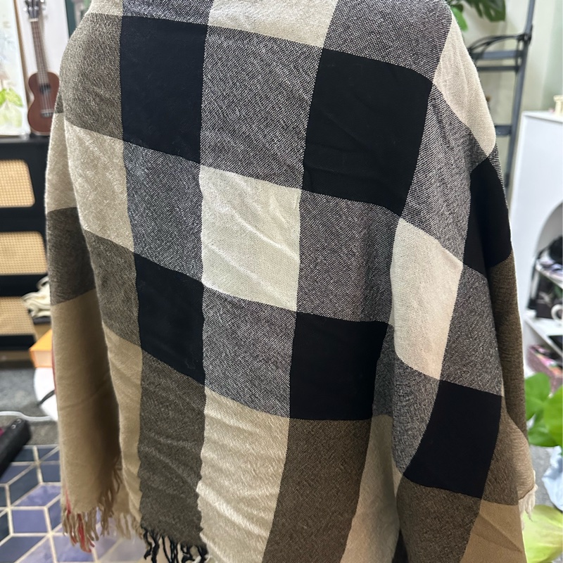 Burberry nova格紋流蘇披肩-10