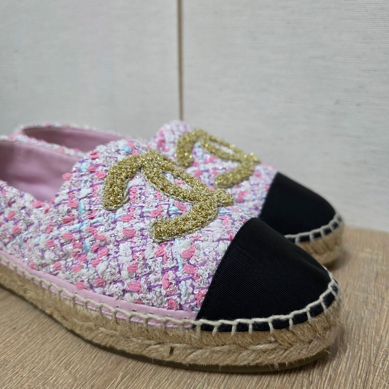 [ 季節限定🎄甜價出] Chanel粉白紫毛呢草編鉛筆鞋-6