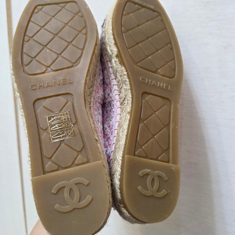 [ 季節限定🎄甜價出] Chanel粉白紫毛呢草編鉛筆鞋-20