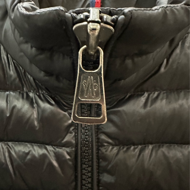 Moncler 男仕厚羽絨背心-2