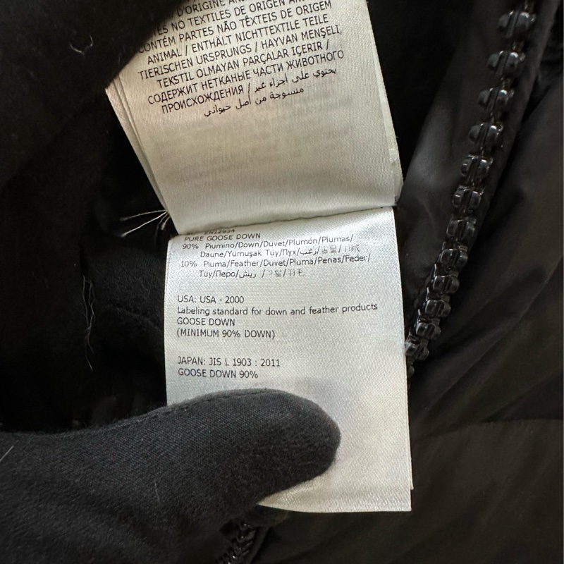 Moncler 男仕厚羽絨背心-15