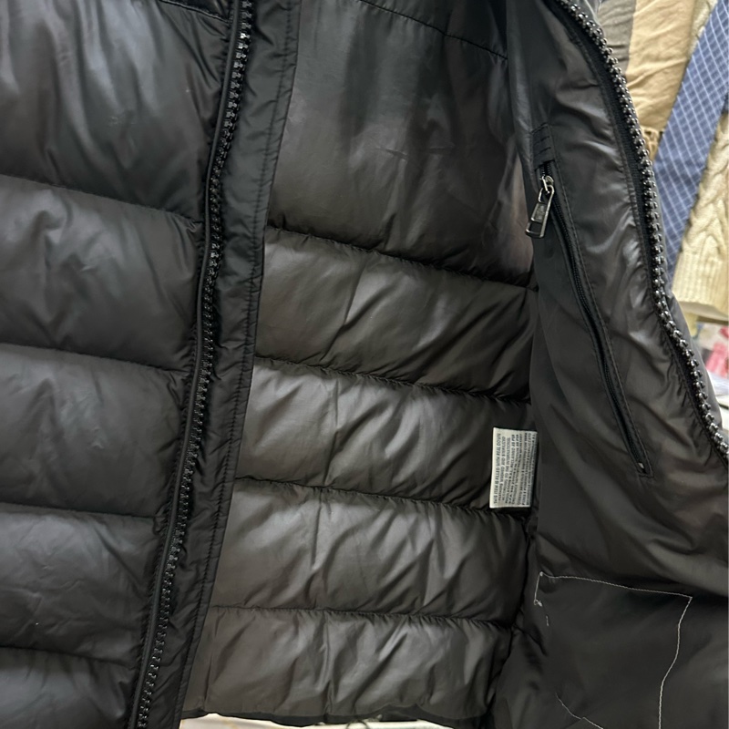 Moncler 男仕厚羽絨背心-19