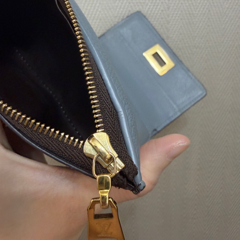 LV 原花奶茶牛皮Victorine on my side金釦三折短夾M82398-17