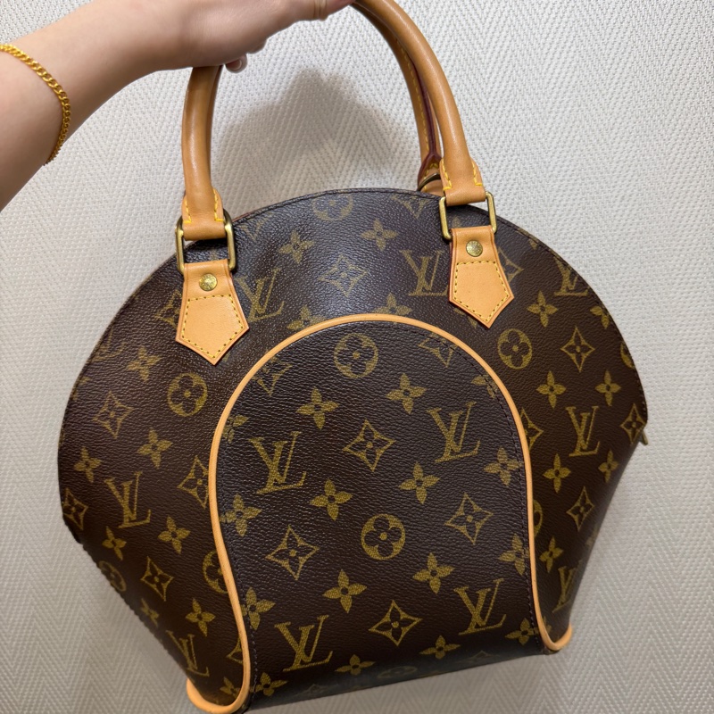 LV 原花金釦Ellipse PM手提貝殼包M51127-0