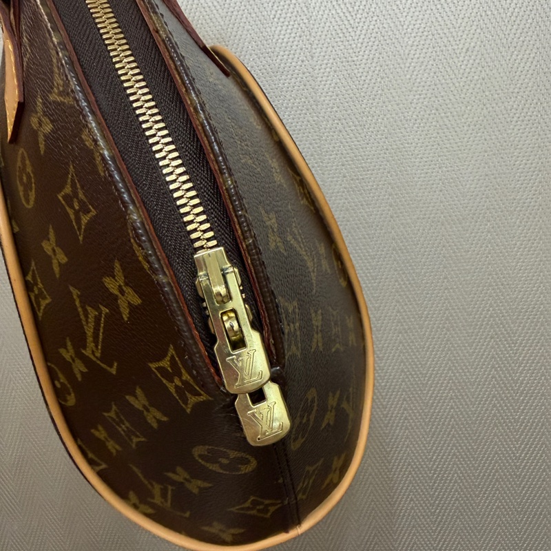 LV 原花金釦Ellipse PM手提貝殼包M51127-6