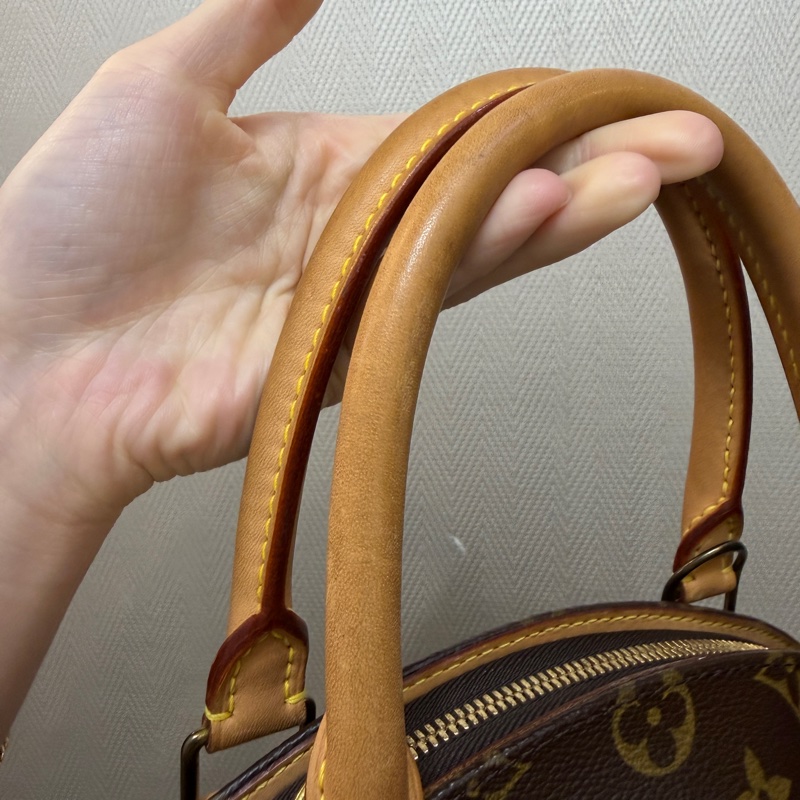 LV 原花金釦Ellipse PM手提貝殼包M51127-18