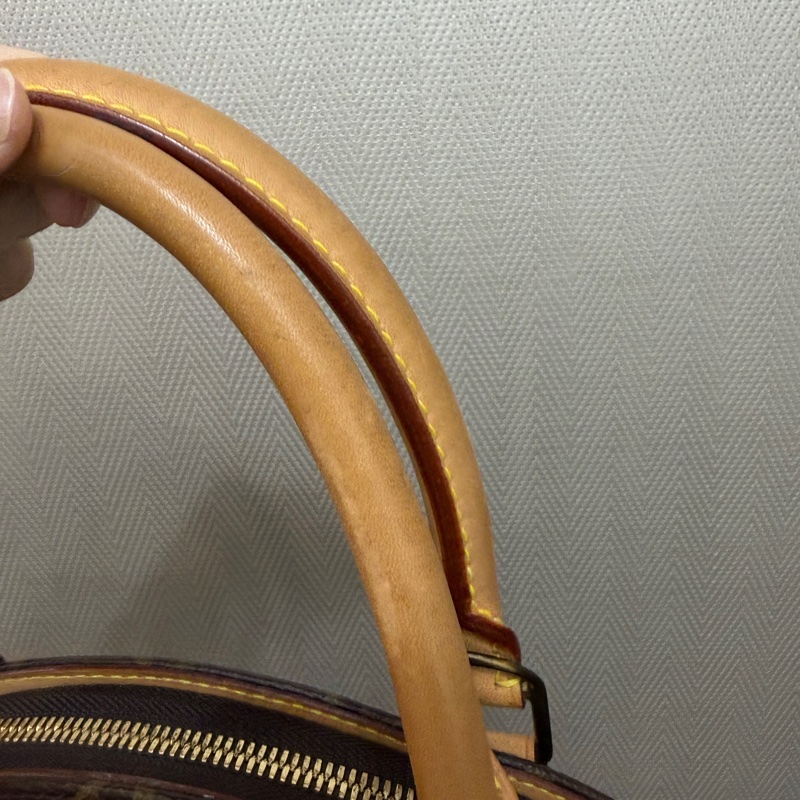 LV 原花金釦Ellipse PM手提貝殼包M51127-20