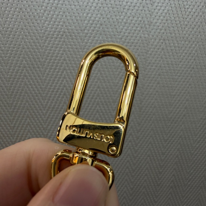 LV 金色金屬粉色Blooming Flowers吊飾M68460-4