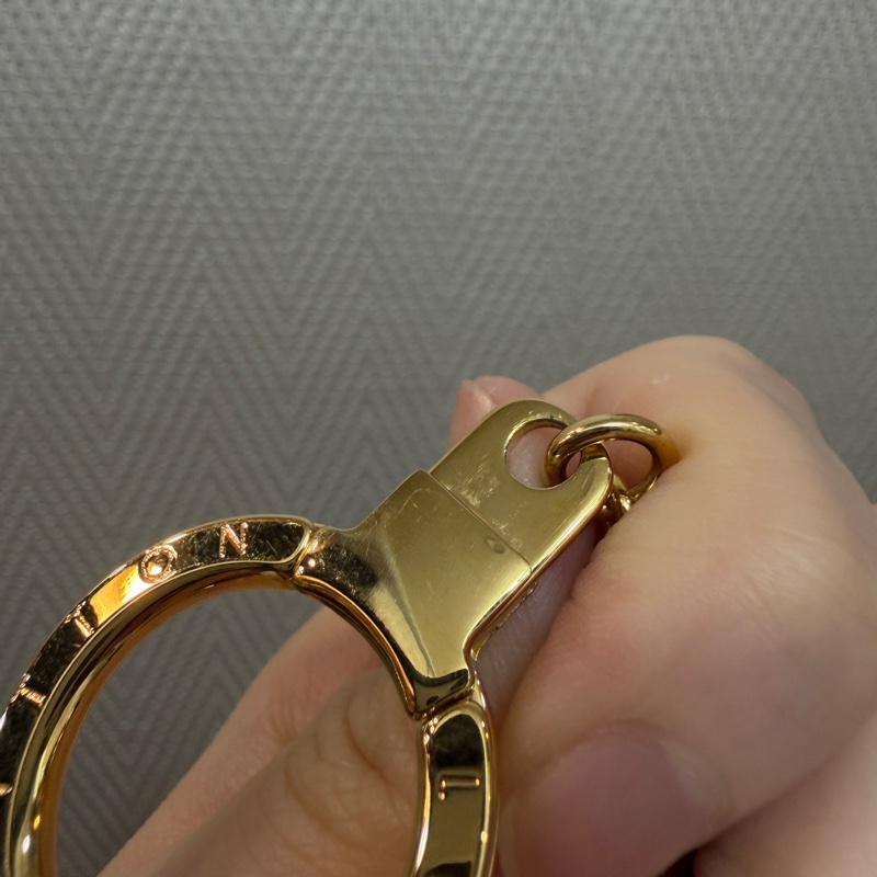 LV 金色金屬粉色Blooming Flowers吊飾M68460-10