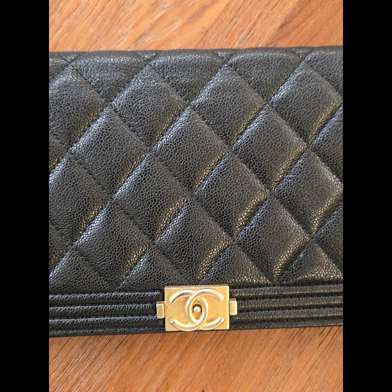 Chanel BOY對開長夾黑金-6