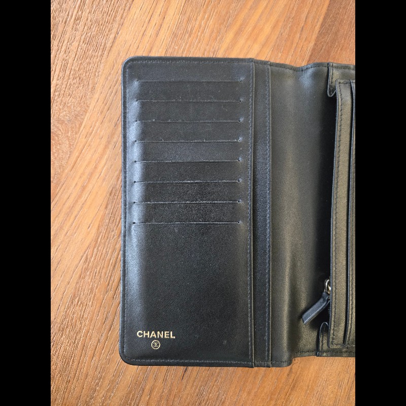 Chanel BOY對開長夾黑金-29