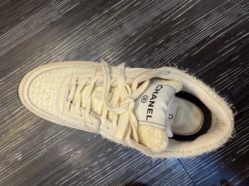Chanel 白黃毛呢拼米色麂皮運動鞋-10