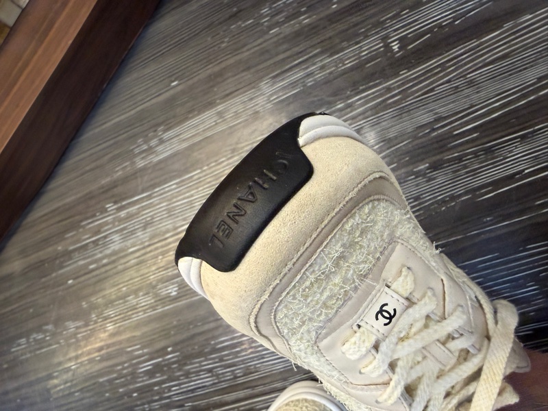 Chanel 白黃毛呢拼米色麂皮運動鞋-12
