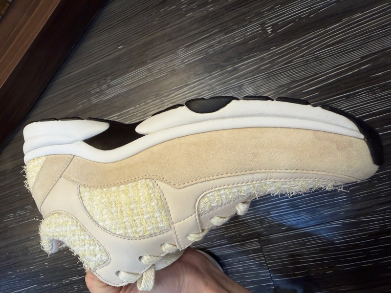 Chanel 白黃毛呢拼米色麂皮運動鞋-13