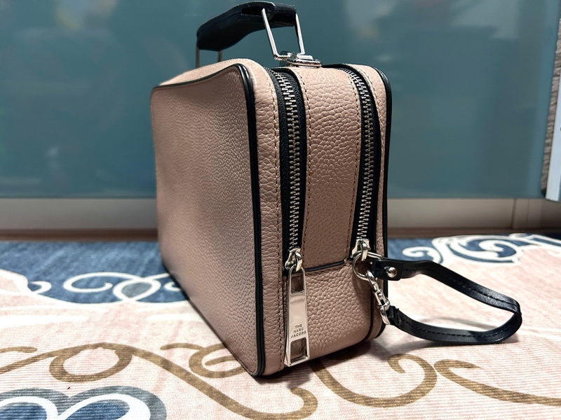 【二手正品】Marc Jacobs The Box 20 經典荔枝紋餐盒包 (裸粉色)-3