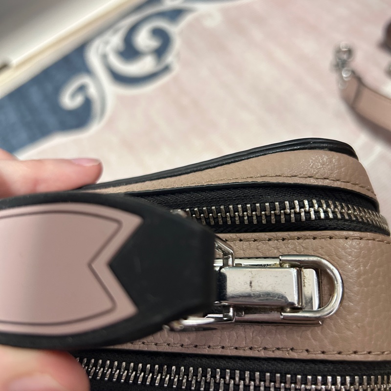 【二手正品】Marc Jacobs The Box 20 經典荔枝紋餐盒包 (裸粉色)-8