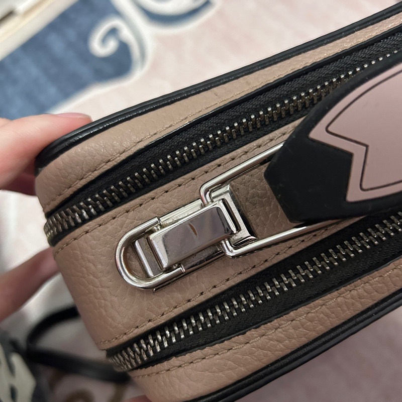 【二手正品】Marc Jacobs The Box 20 經典荔枝紋餐盒包 (裸粉色)-9