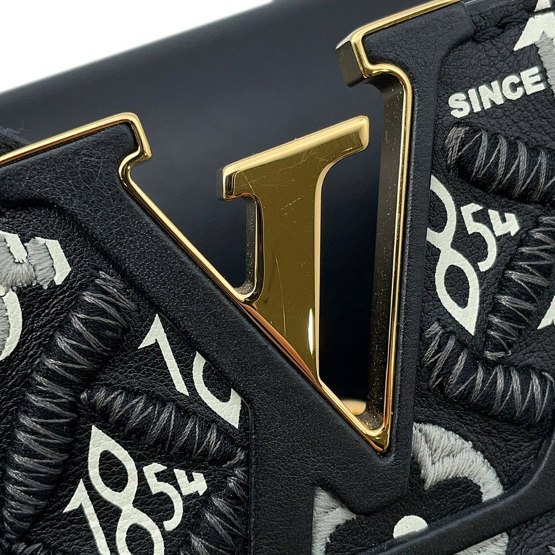 路易威登（Louis Vuitton）Capucines MM M57358 手袋，黑色，小牛皮材質，始於1854年。-11