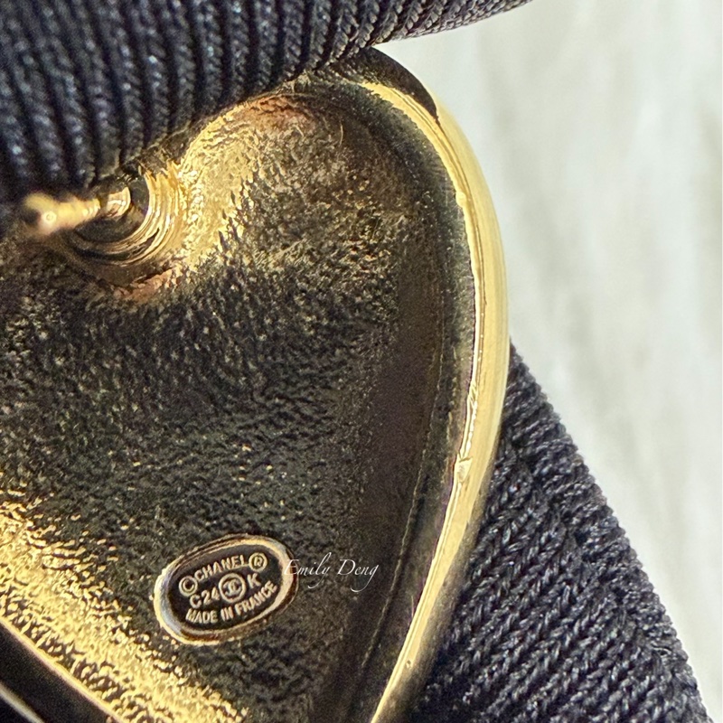 Chanel 黑蕾絲愛心耳環 黑金-6