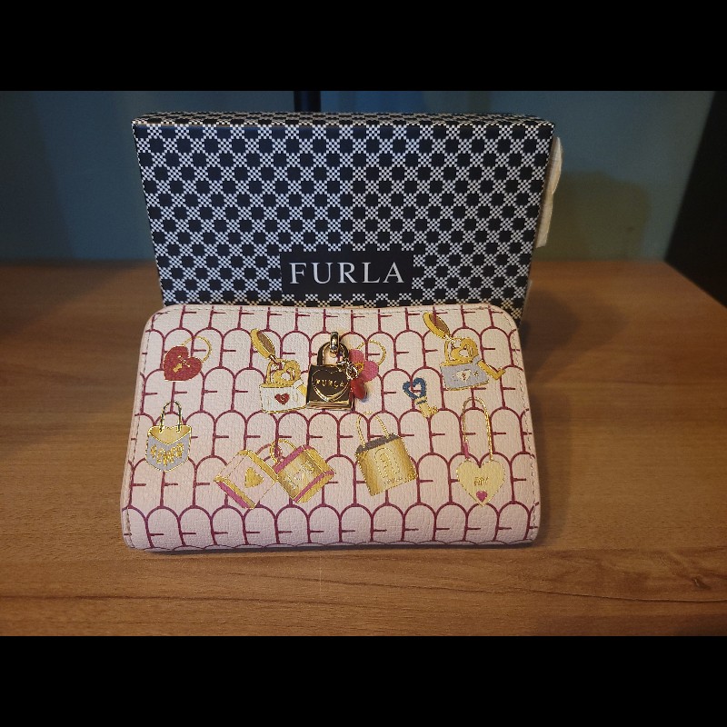FURLA 情人節限定款 中夾 全新-1