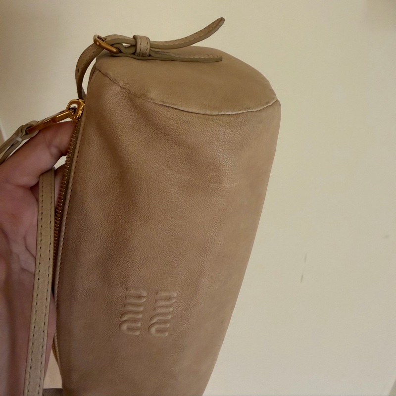 Miu Miu筆筒包 肩背包#奶茶色-1