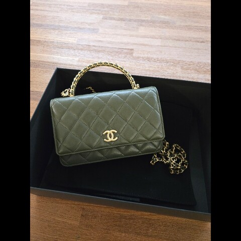 Chanel WOC附金屬提把