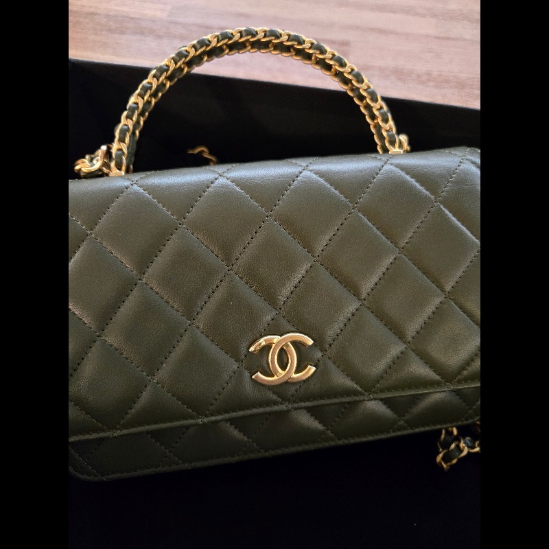 Chanel WOC附金屬提把-5