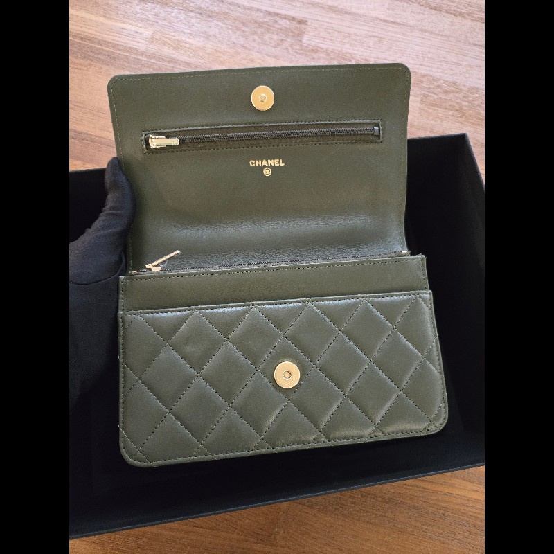 Chanel WOC附金屬提把-9