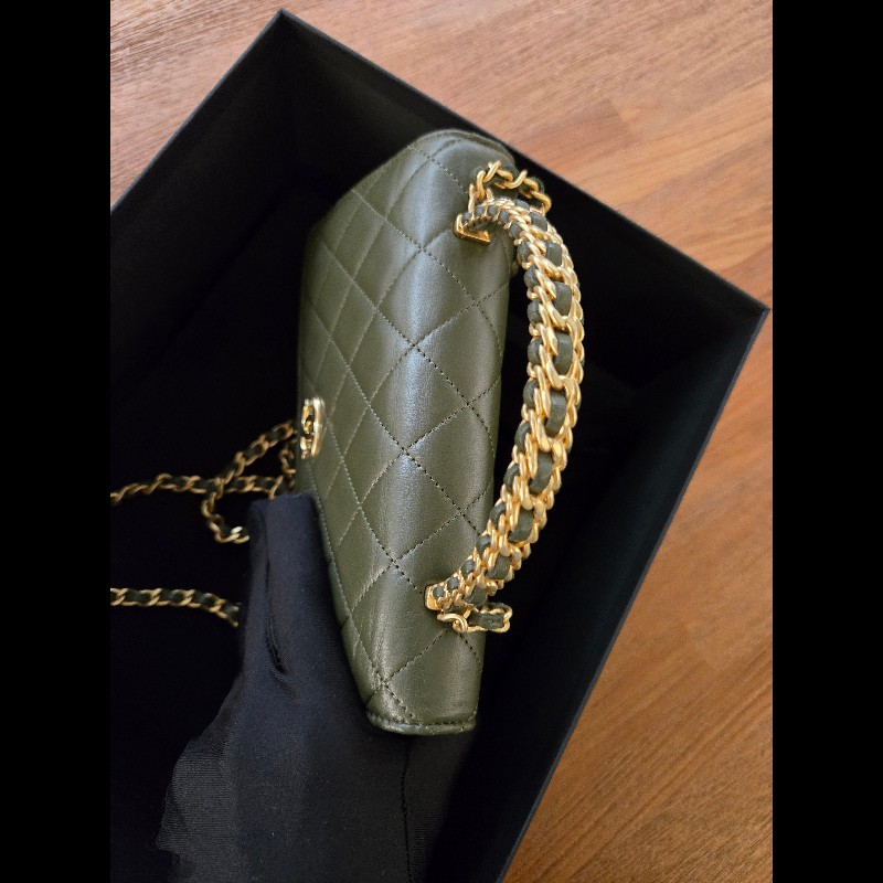 Chanel WOC附金屬提把-10
