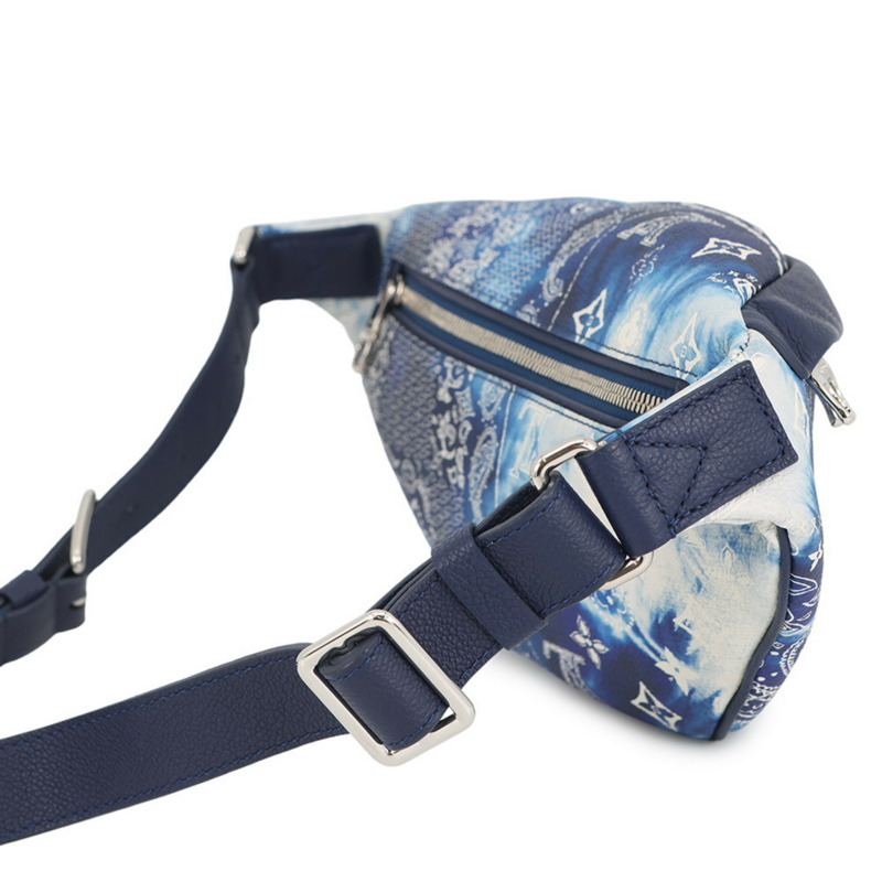 路易威登 Monogram Bandana 斜背包 Discovery Bum PM M20587 路易威登手提包-2