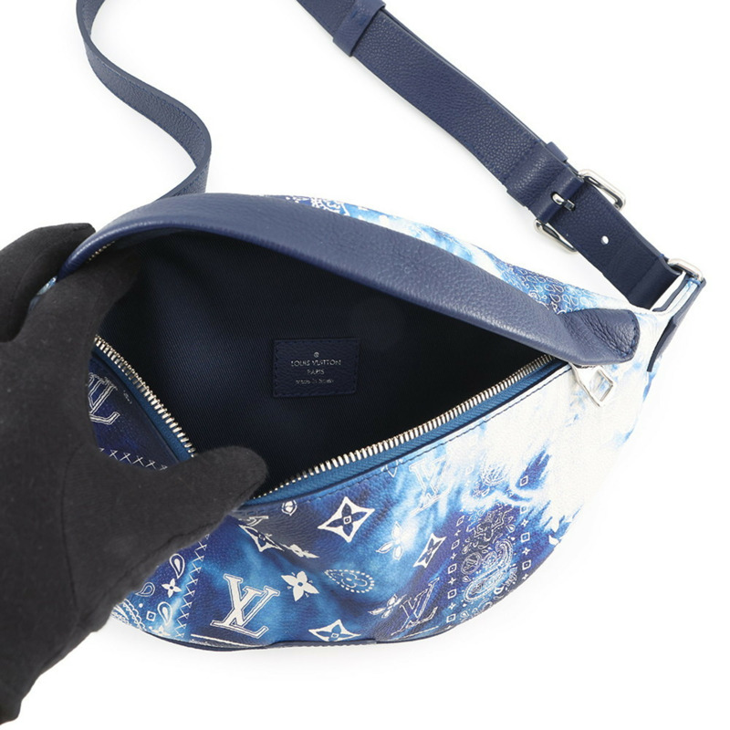 路易威登 Monogram Bandana 斜背包 Discovery Bum PM M20587 路易威登手提包-5