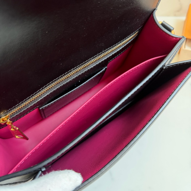 LV Pont 9 小牛皮肩背包 M55948 晶片款-21