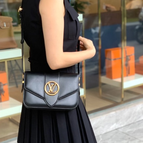 LV Pont 9 小牛皮肩背包 M55948 晶片款