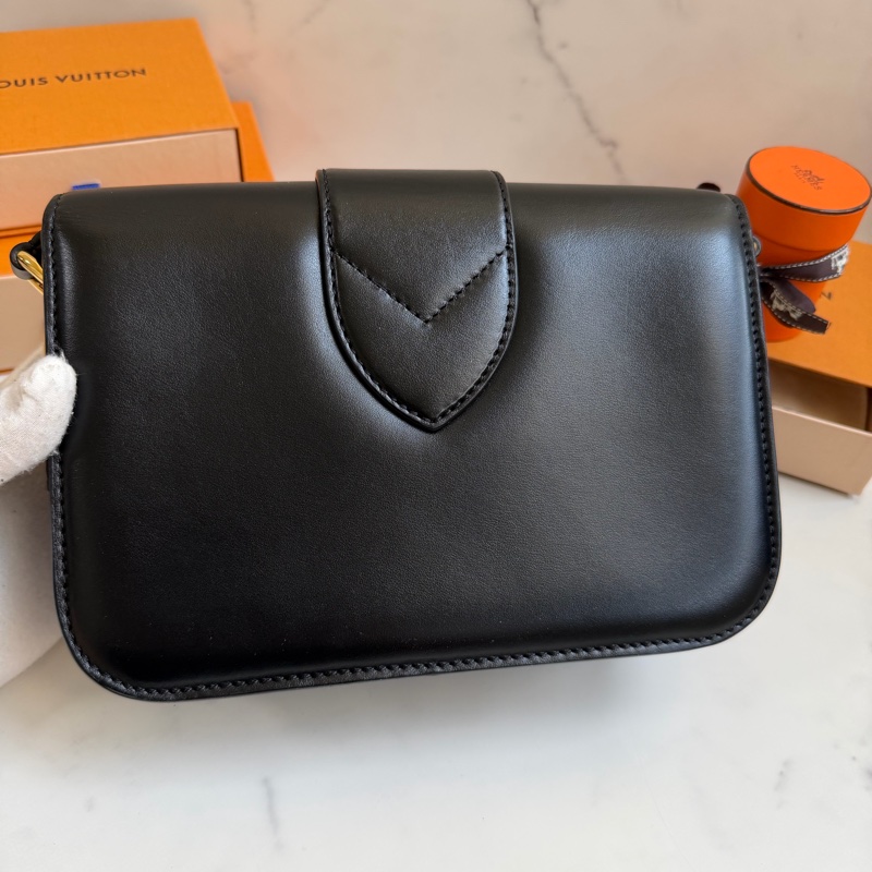 LV Pont 9 小牛皮肩背包 M55948 晶片款-2