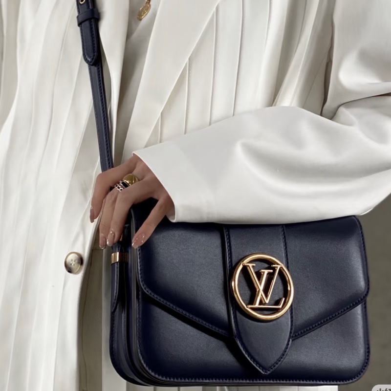 LV Pont 9 小牛皮肩背包 M55948 晶片款-7