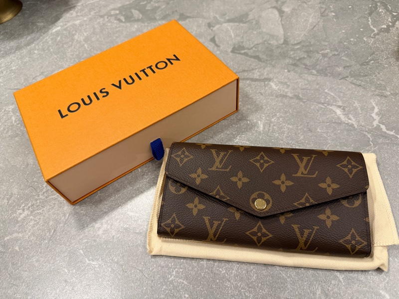Louis Vuitton Monogram Sarah 長款錢包紫紅色-0