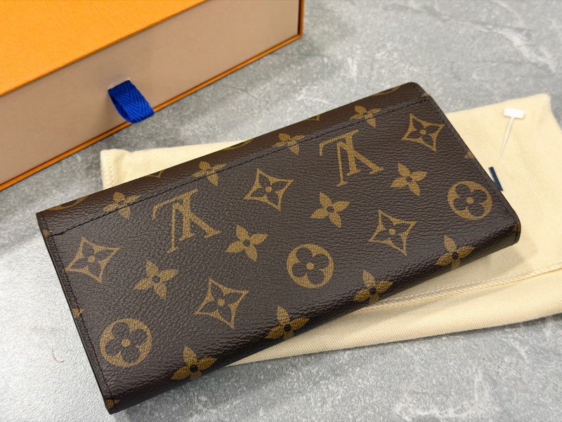 Louis Vuitton Monogram Sarah 長款錢包紫紅色-1