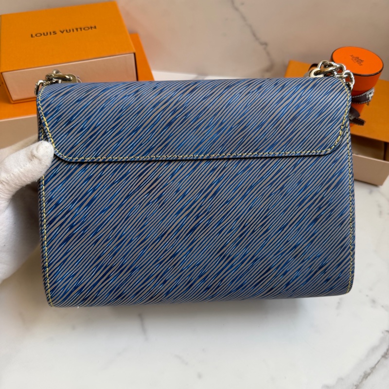 LV Twist Epi 水波紋 藍色鏈條包-2