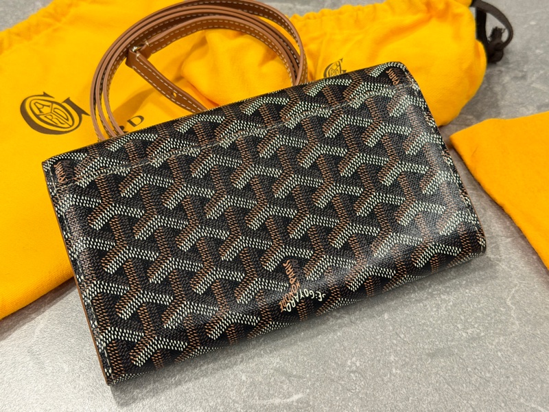 Goyard Varenne Pouch-wallet Black & Tan-3