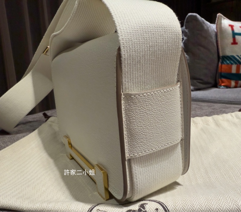 Hermes 98.99新閒置 （2024年1月購入) Geta 蘑菇白金扣山羊皮-3
