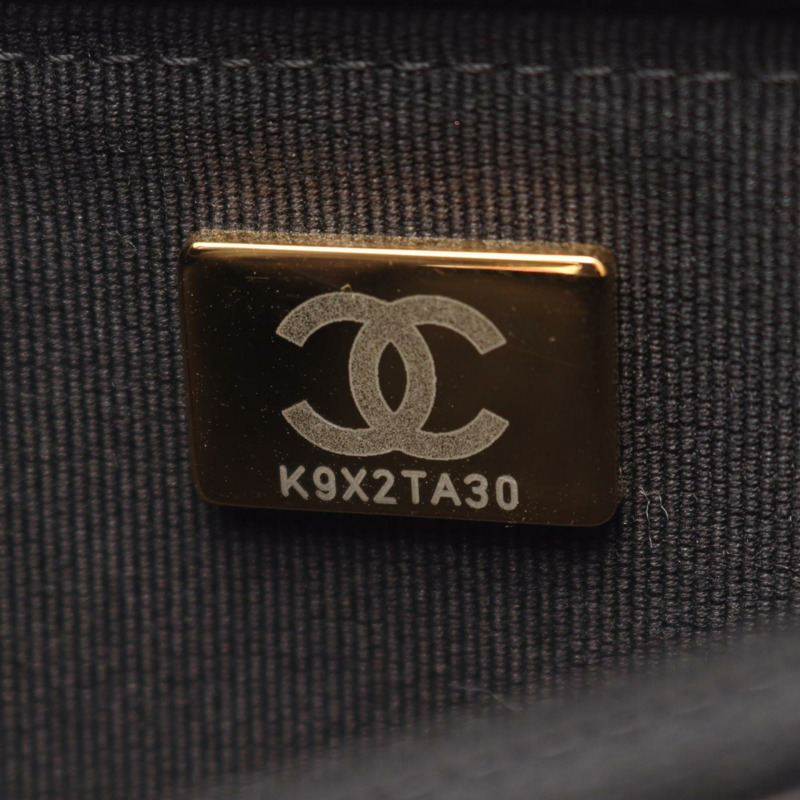 香奈兒 (CHANEL) Boy Chanel Matelasse 女士單肩包，小牛皮材質，黑色-4