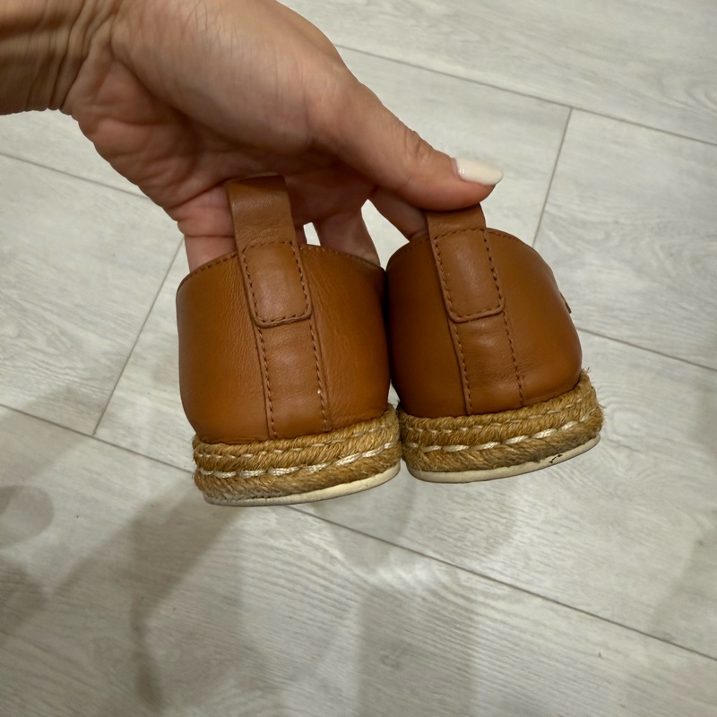 Tod’s 夏日草編好穿超百搭真皮平底鞋樂福鞋麵包鞋編織潮鞋-8