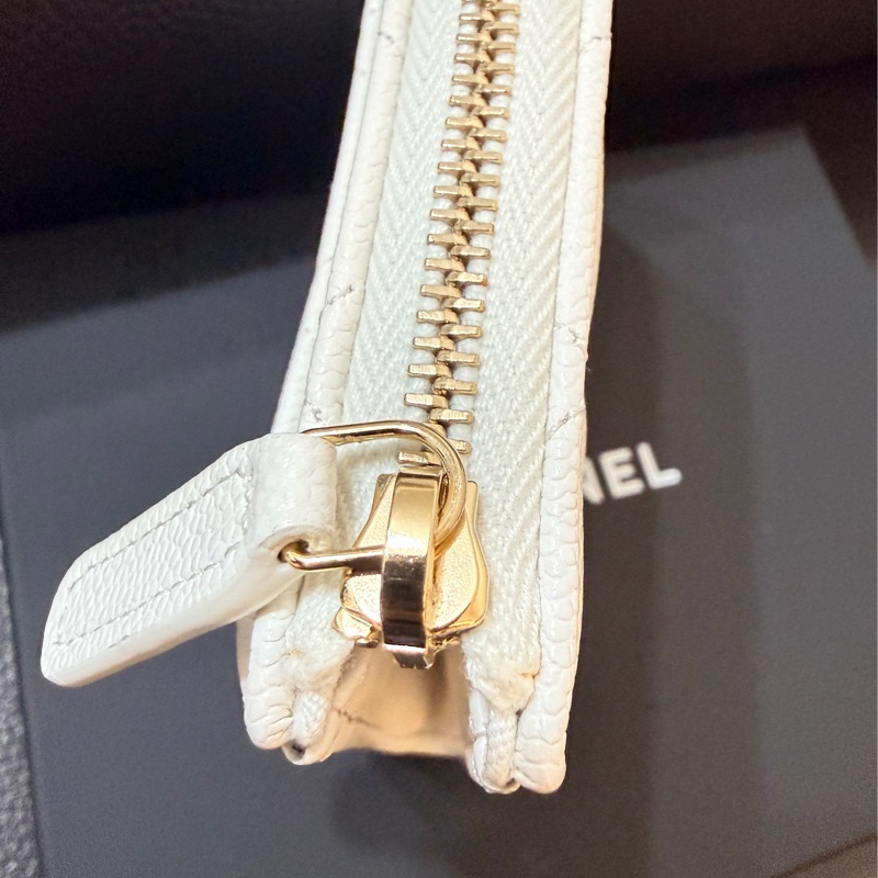 Chanel 🔥爆款🔥很仙~超級仙的白雪公主L短夾 全新全配-10