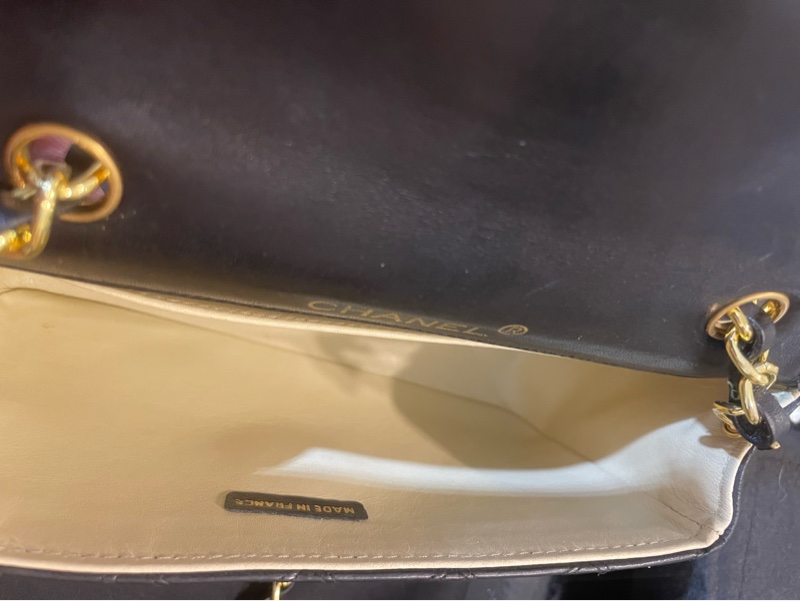 香奈兒大Logo 包-4