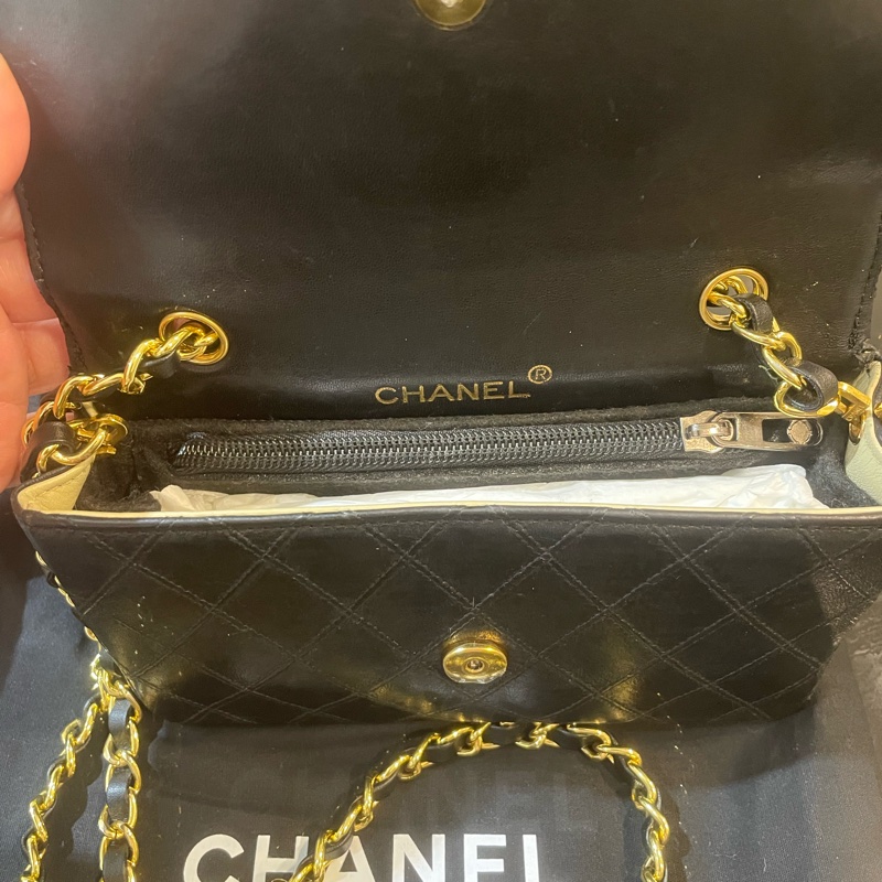 香奈兒大Logo 包-5